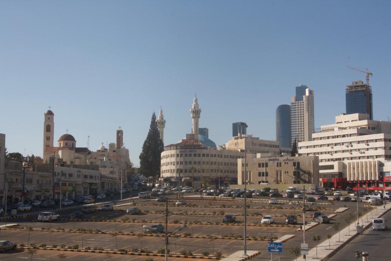 Erasmus Student House By Sunrise Hostel Amman Exterior photo